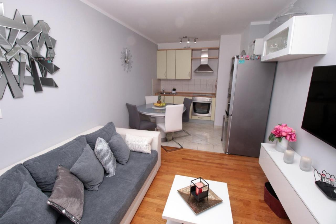 Apartman *Sanja* Omis Lejlighed Eksteriør billede